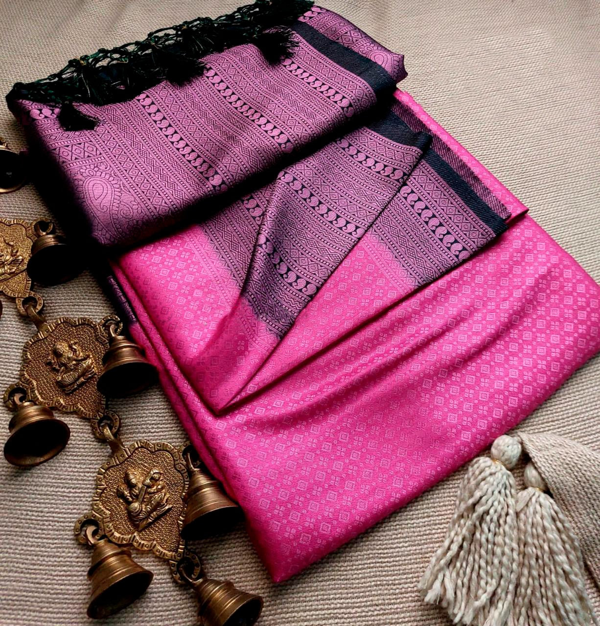 Pink Nd Bottal Green Soft Silk  Saree