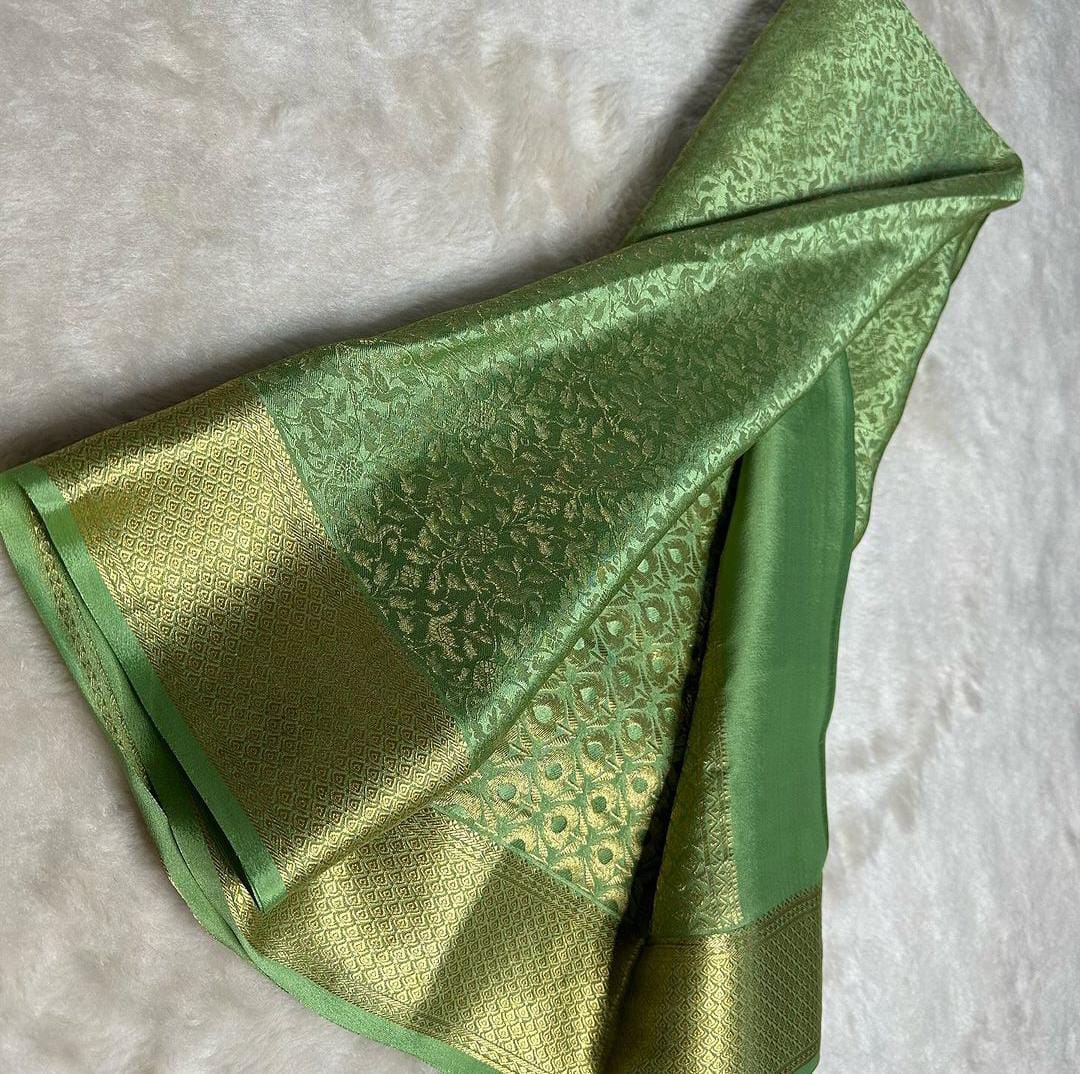 Pista Colour Rich Pallu Soft Silk Saree