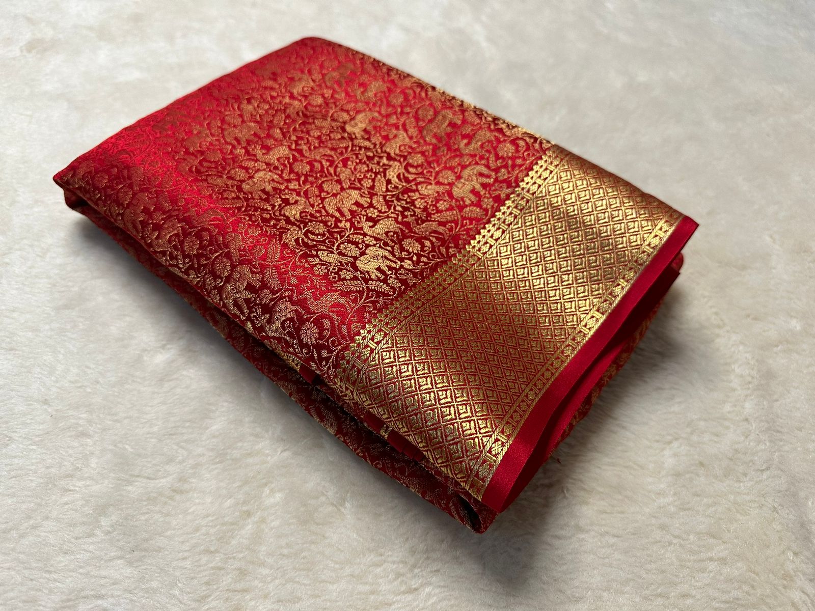 Red Colour Rich Pallu Soft Silk Saree