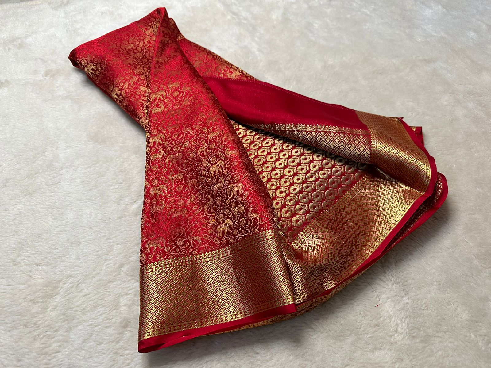 Red Colour Rich Pallu Soft Silk Saree