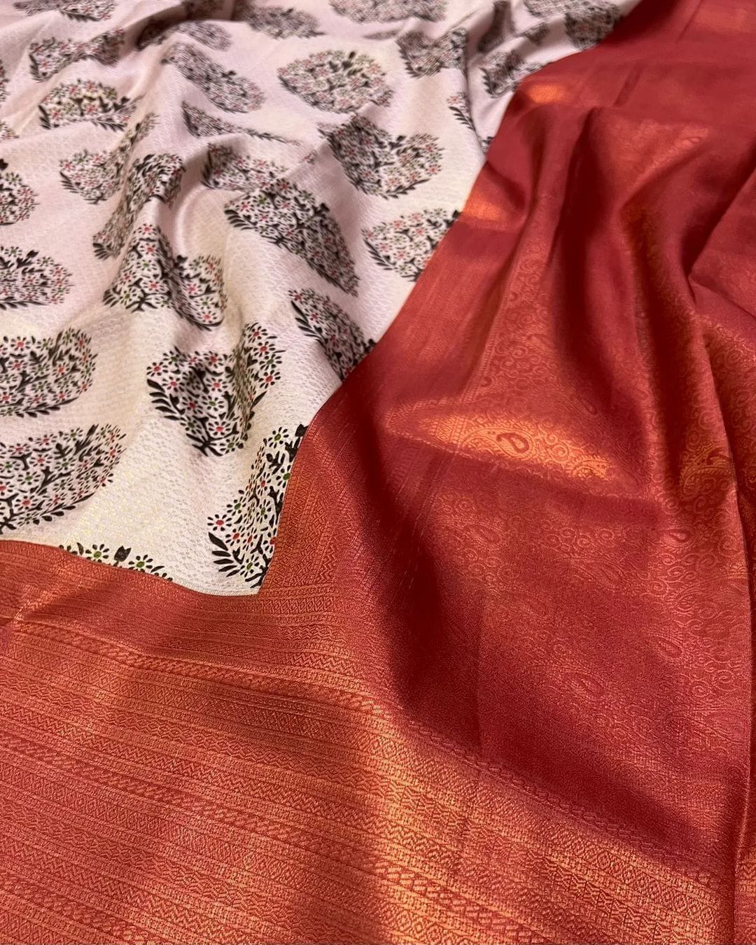 Red Colour Digital Printed Kubera Pattu Soft Silk Saree