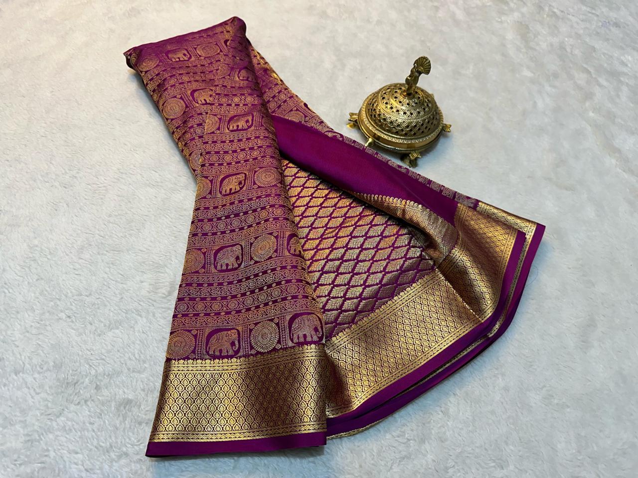 Wine Colour Rich Pallu Soft Silk Saree