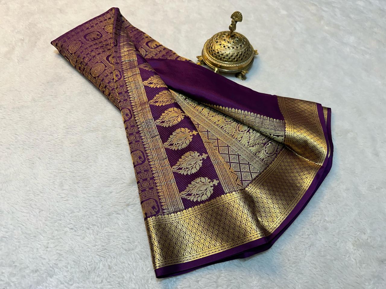 Dark Wine Colour Rich Pallu Soft Silk Saree